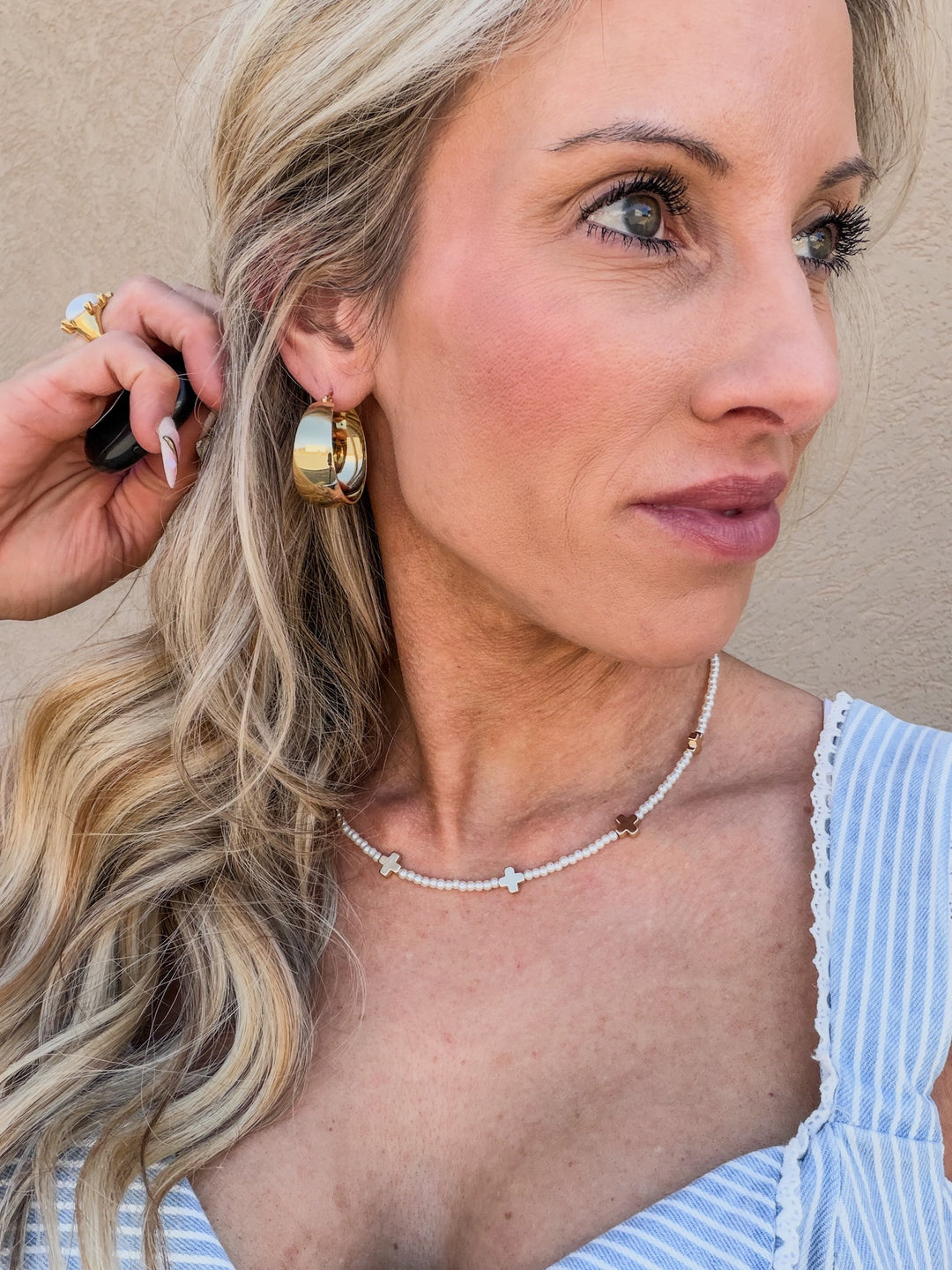 The Heavenly Pearls Cross Necklace