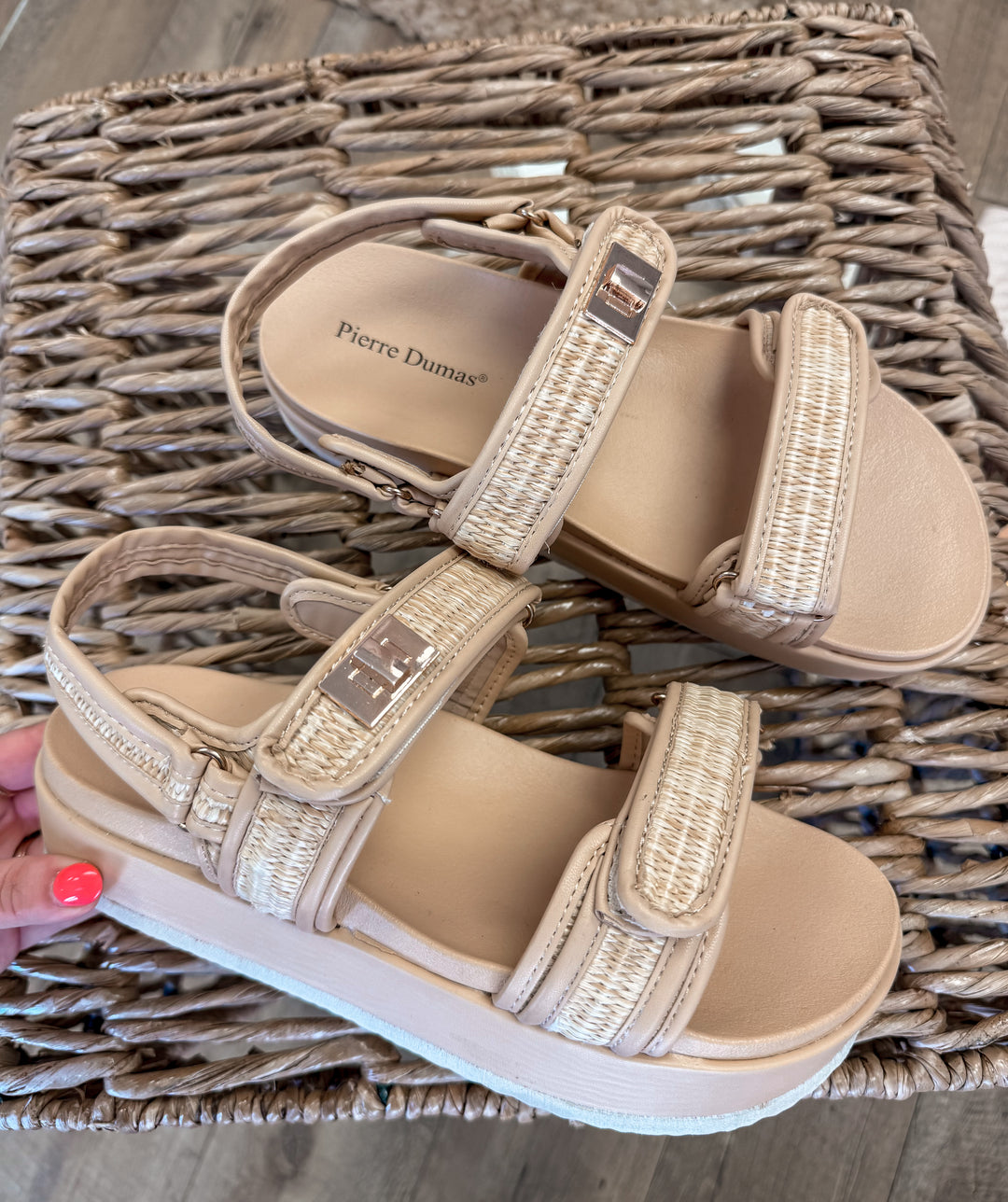 Novo Platform Sandal