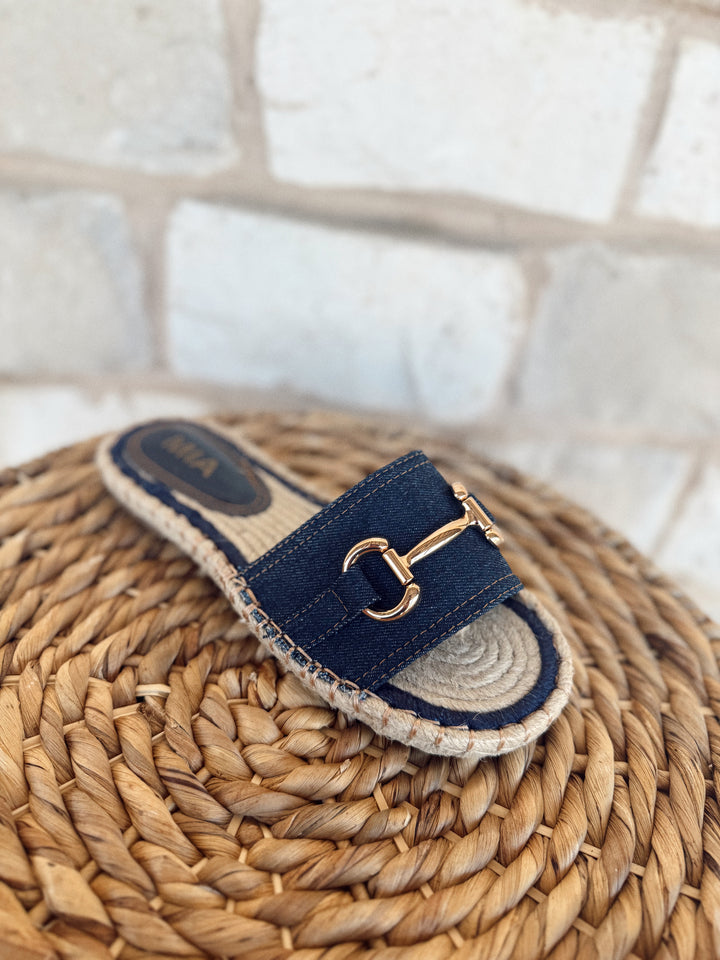 Coastal Charm Slides
