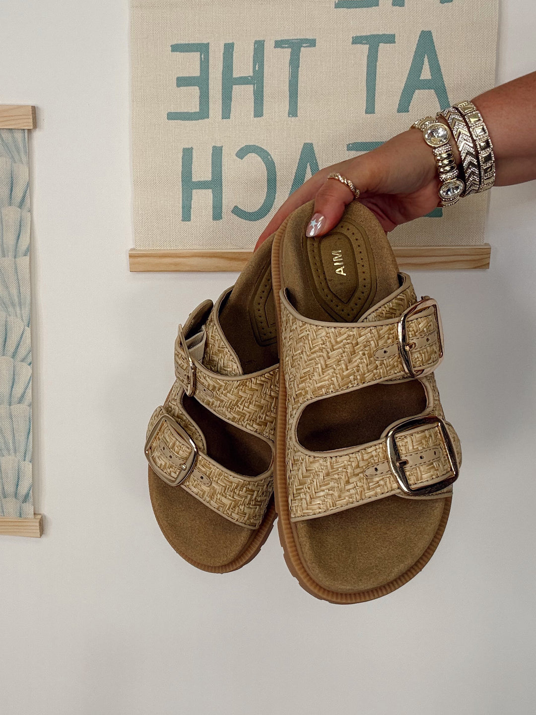 The Wander Easy Sandal
