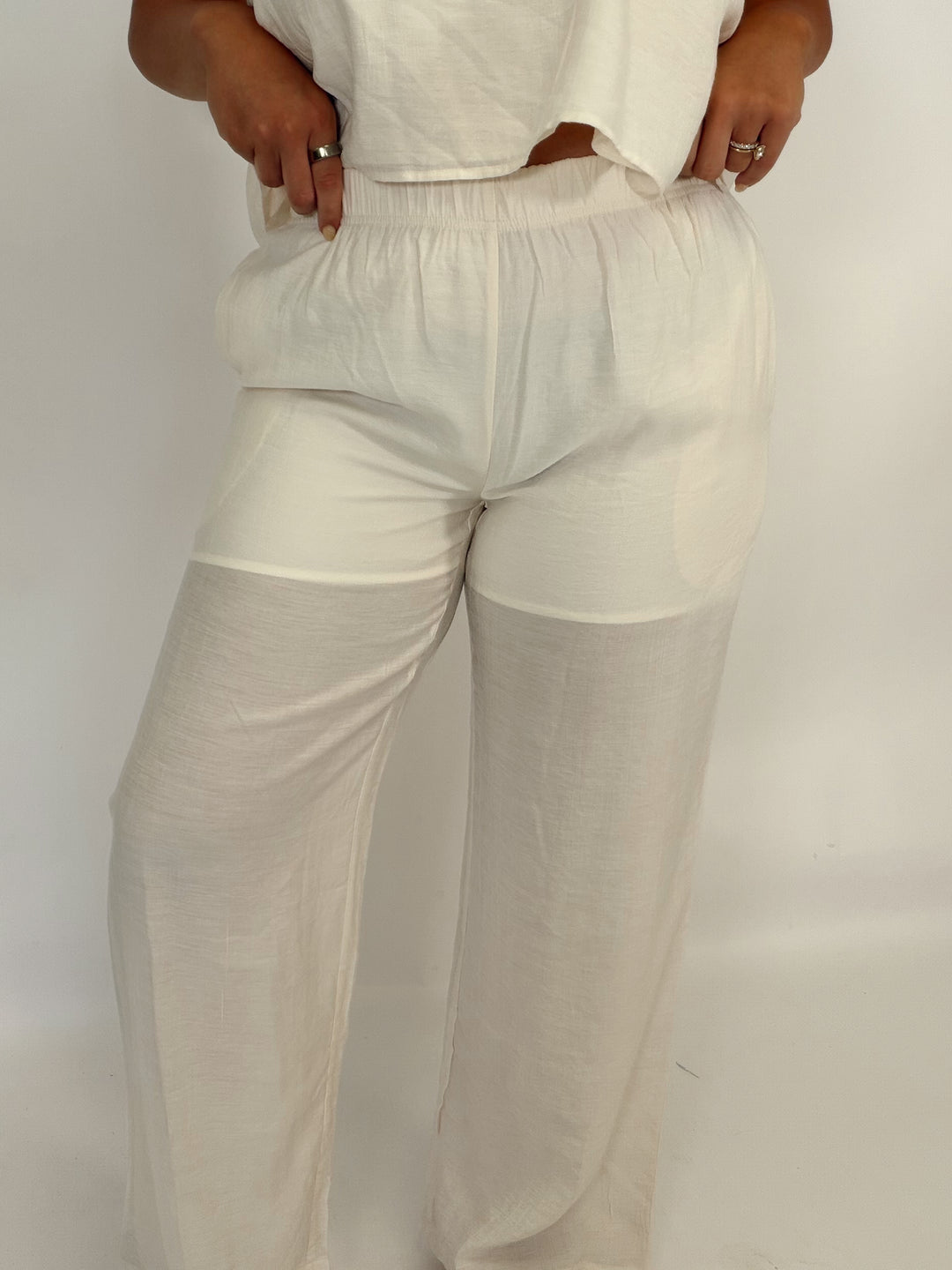 Courtyard Dining Pants
