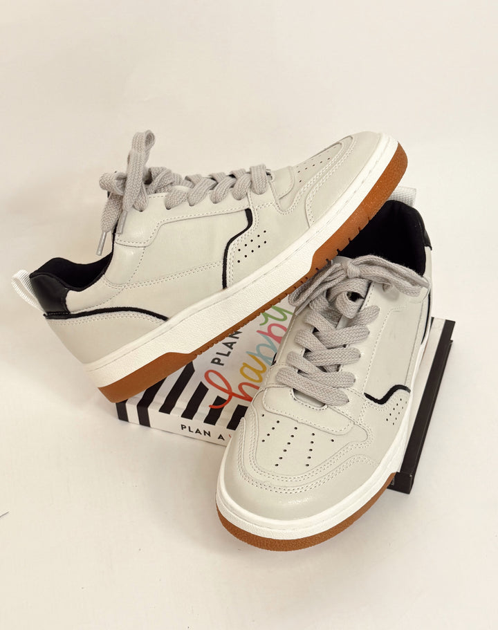 Romi Sneaker