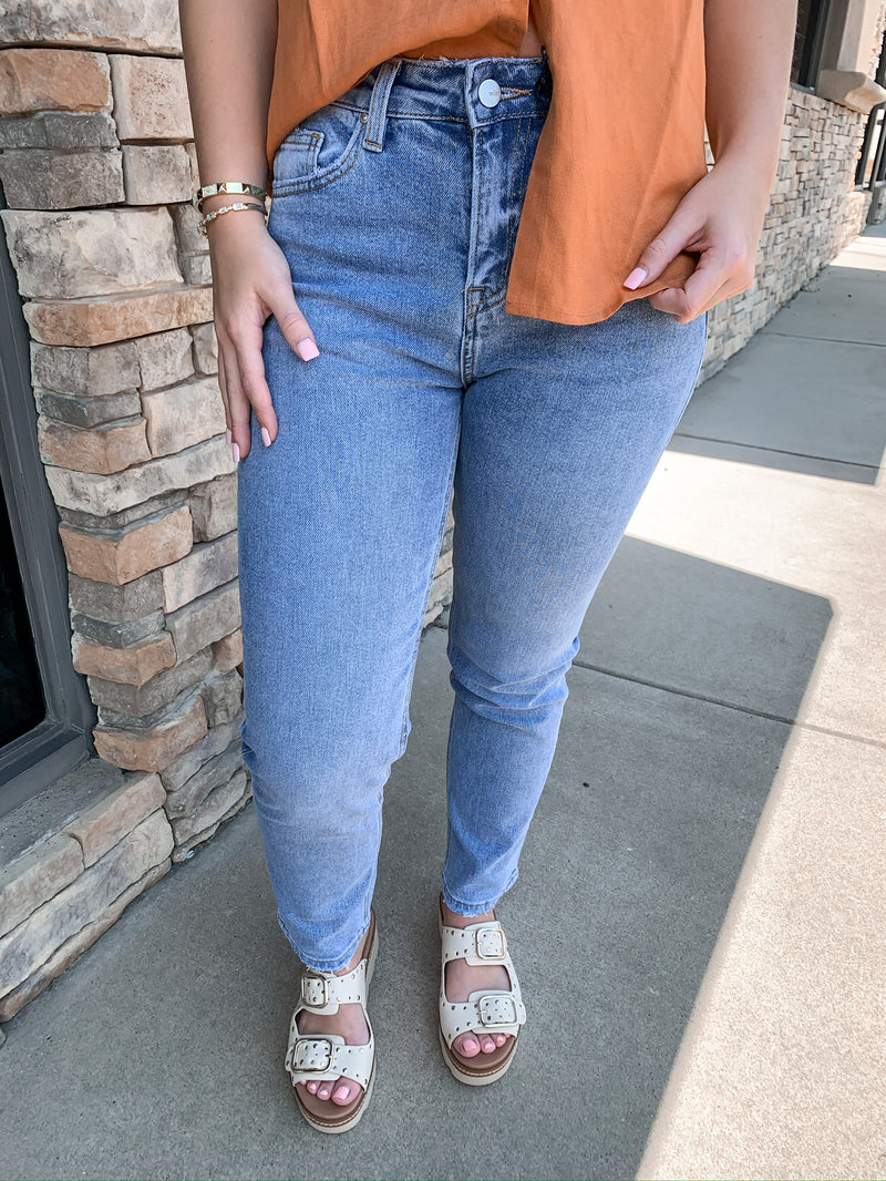 Sky High Rise Straight Leg Jean