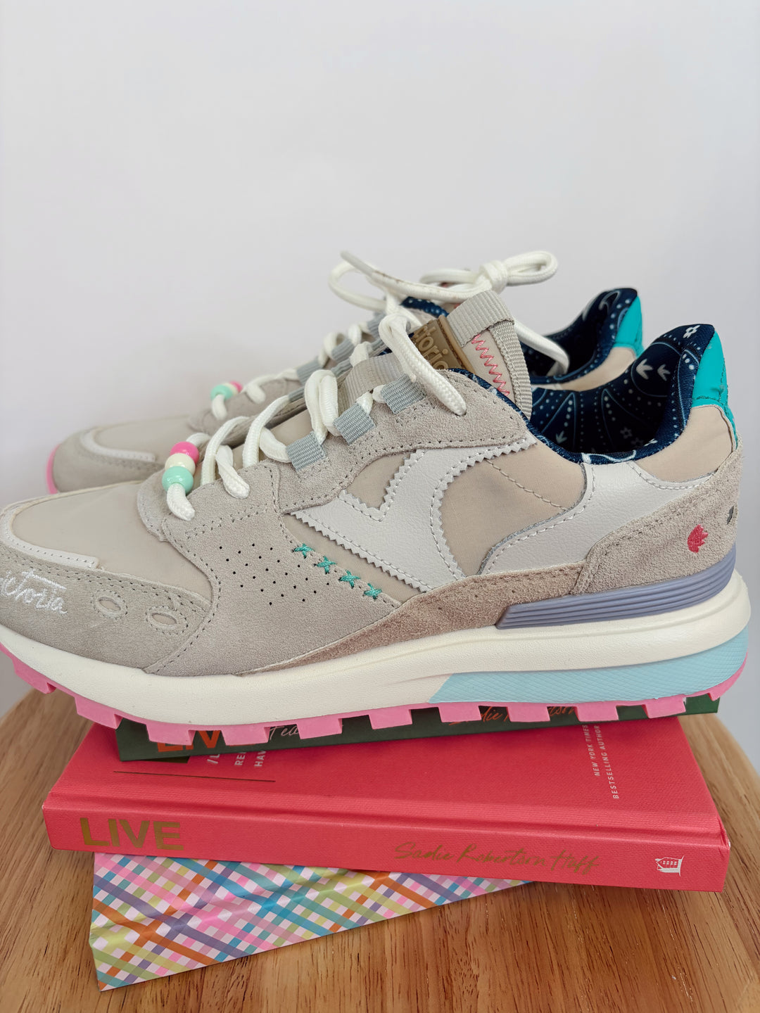 Luna Multicolor Sneaker