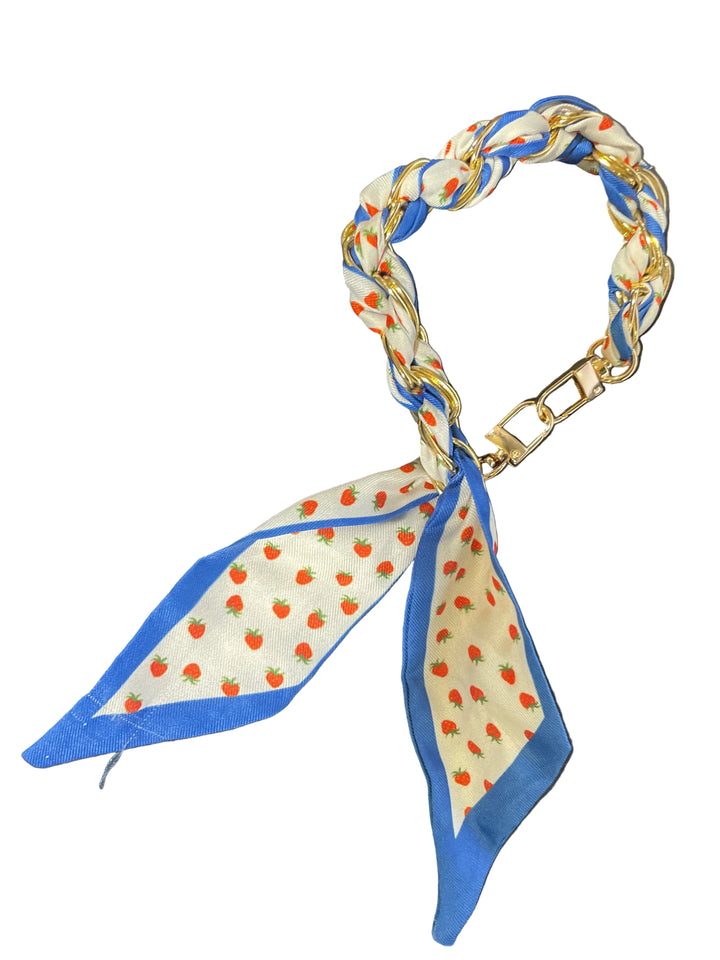 The Luxe Link Phone Chain