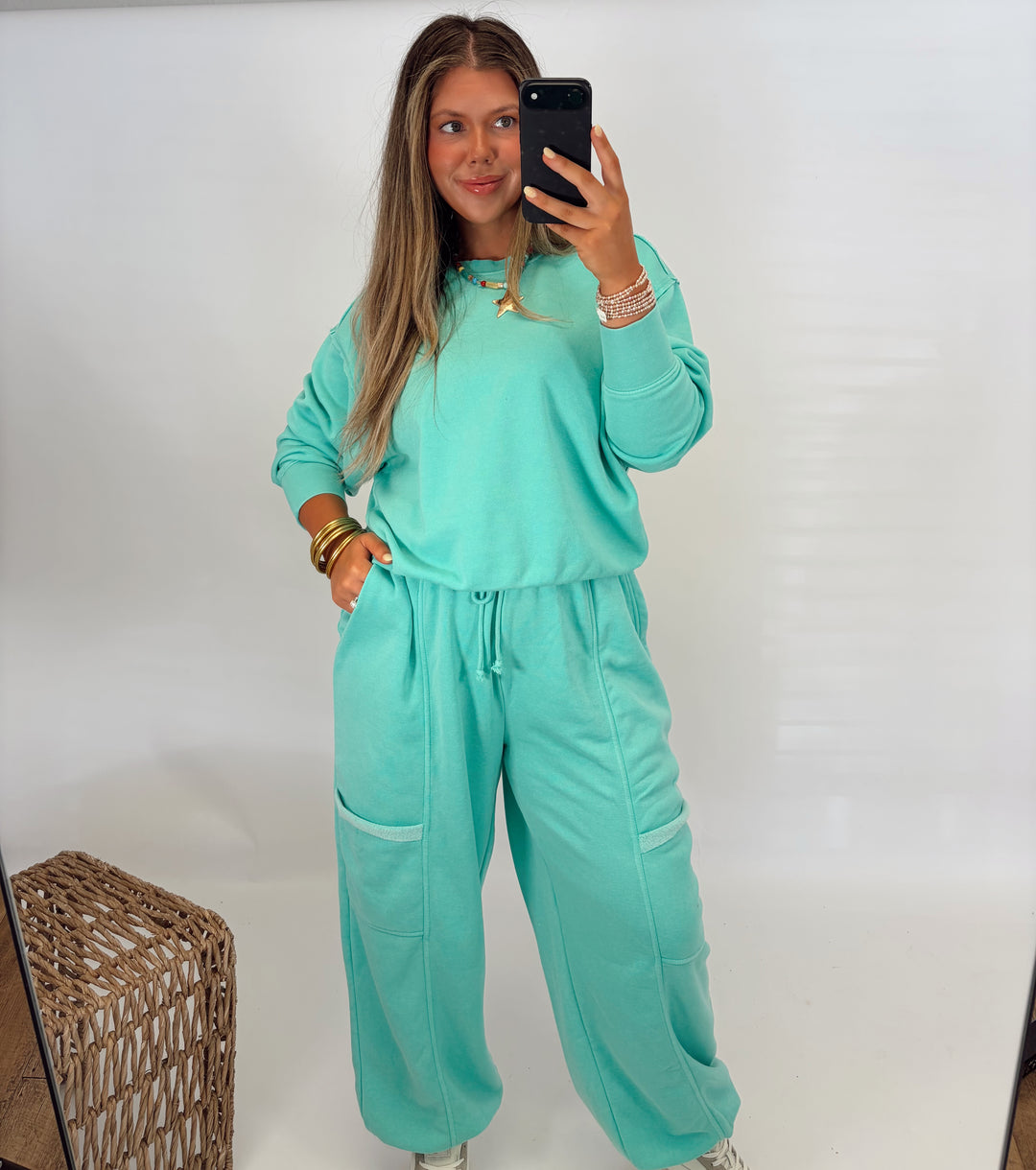The Casual Days Pullover