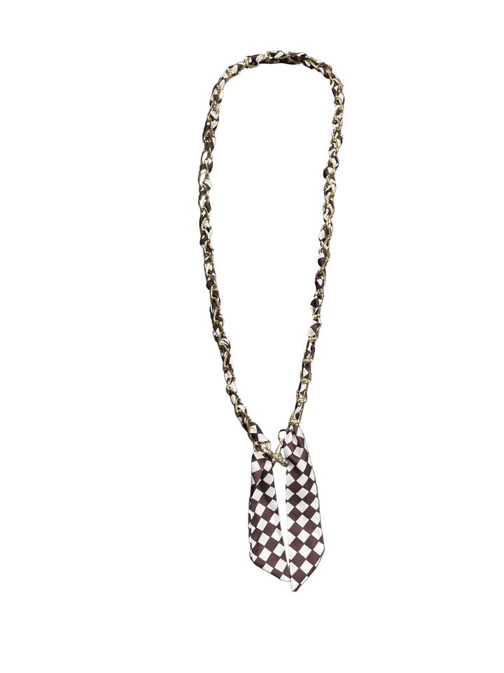 The Luxe Link Phone Chain