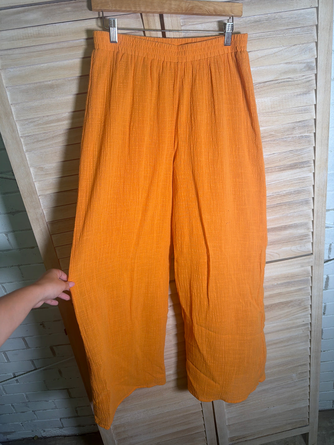Tour The Town Linen Pants