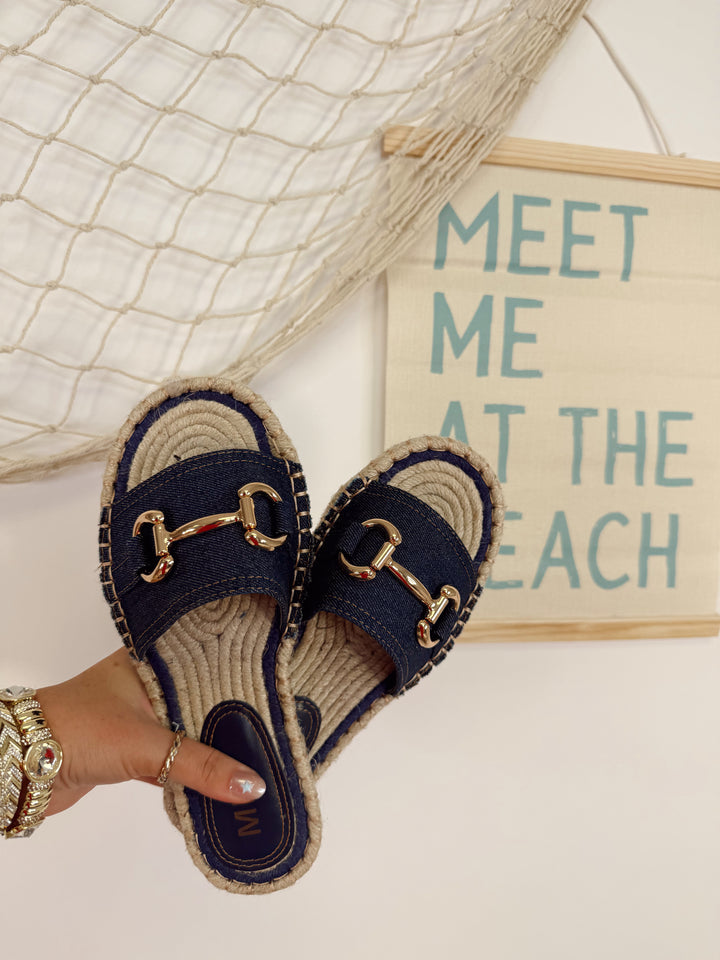 Coastal Charm Slides