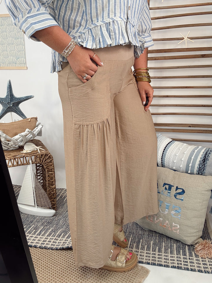 Soft Structure Wide Leg Pants