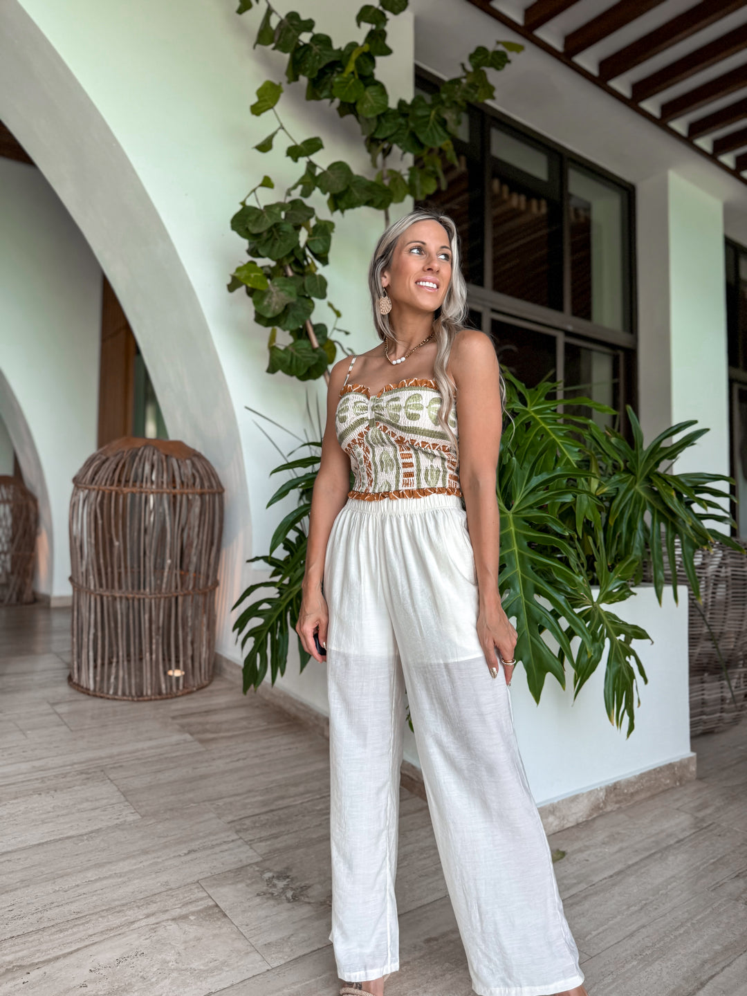 Courtyard Dining Pants