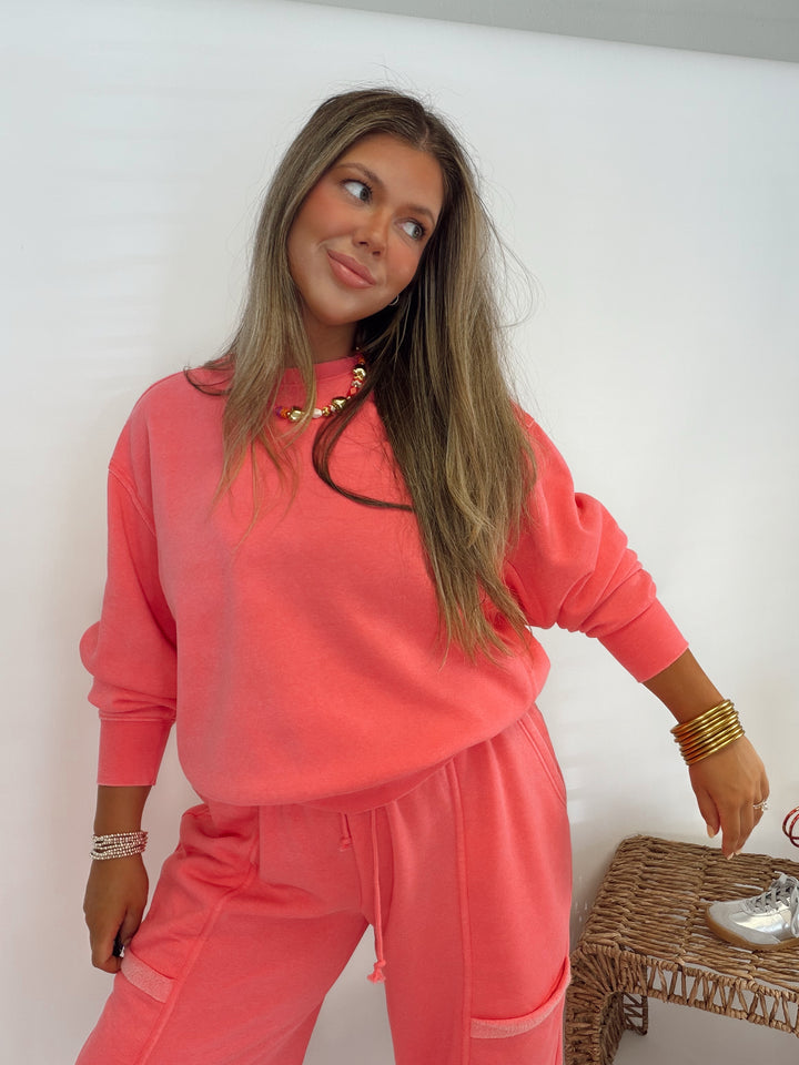 The Casual Days Pullover