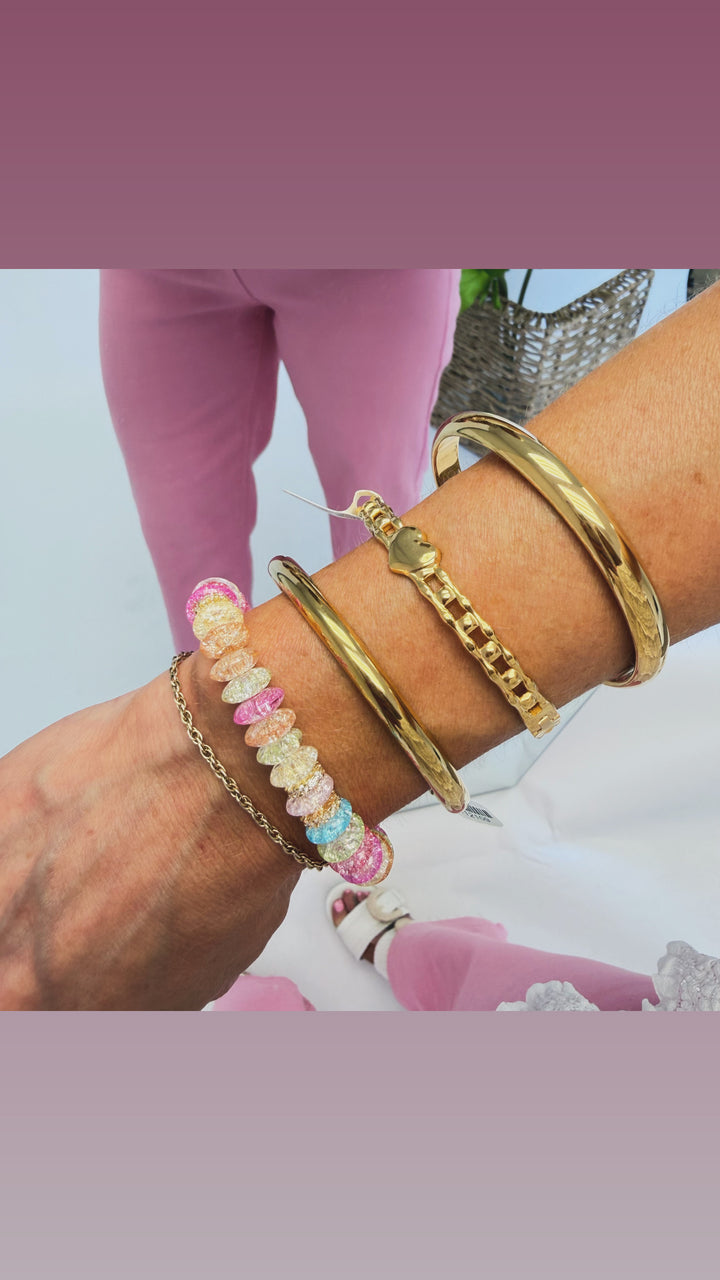 Golden Promise Heart Bangle