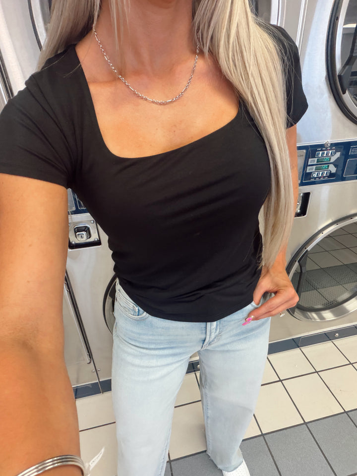Elle Square Tee