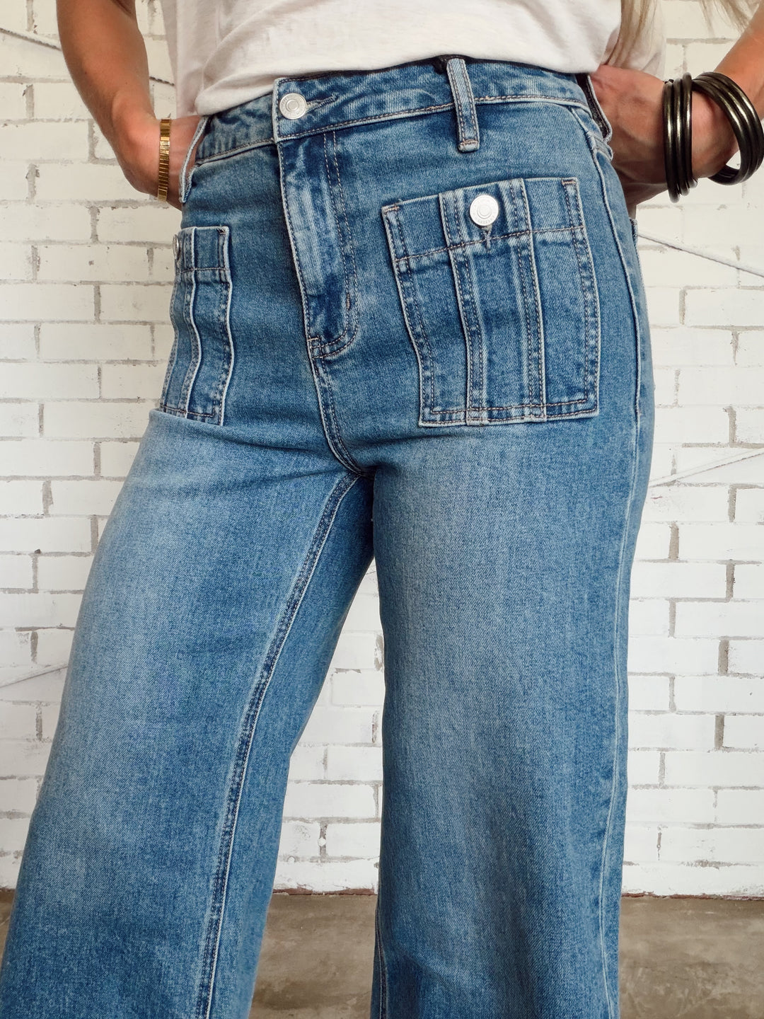 The Pocket Detail Jeans