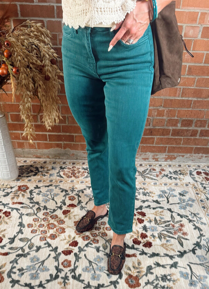The Jeanne Crop Slim Pant