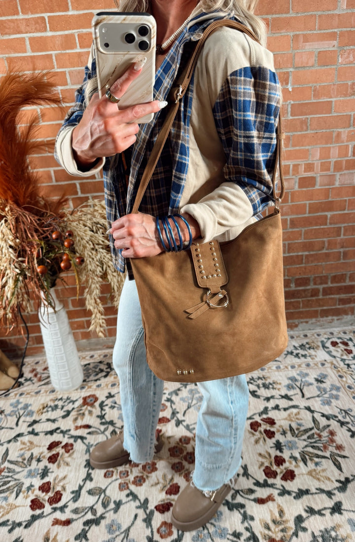 Rule Breaker Bucket Bag - Camel