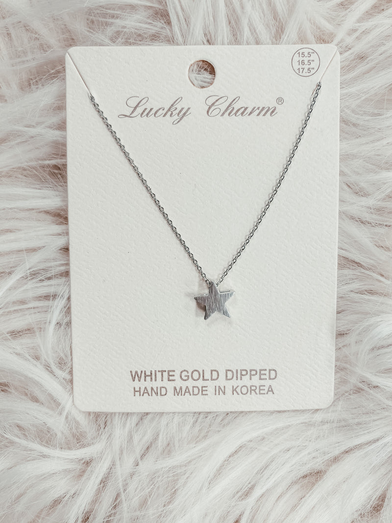 A Star is Born Necklace Gold 15.5