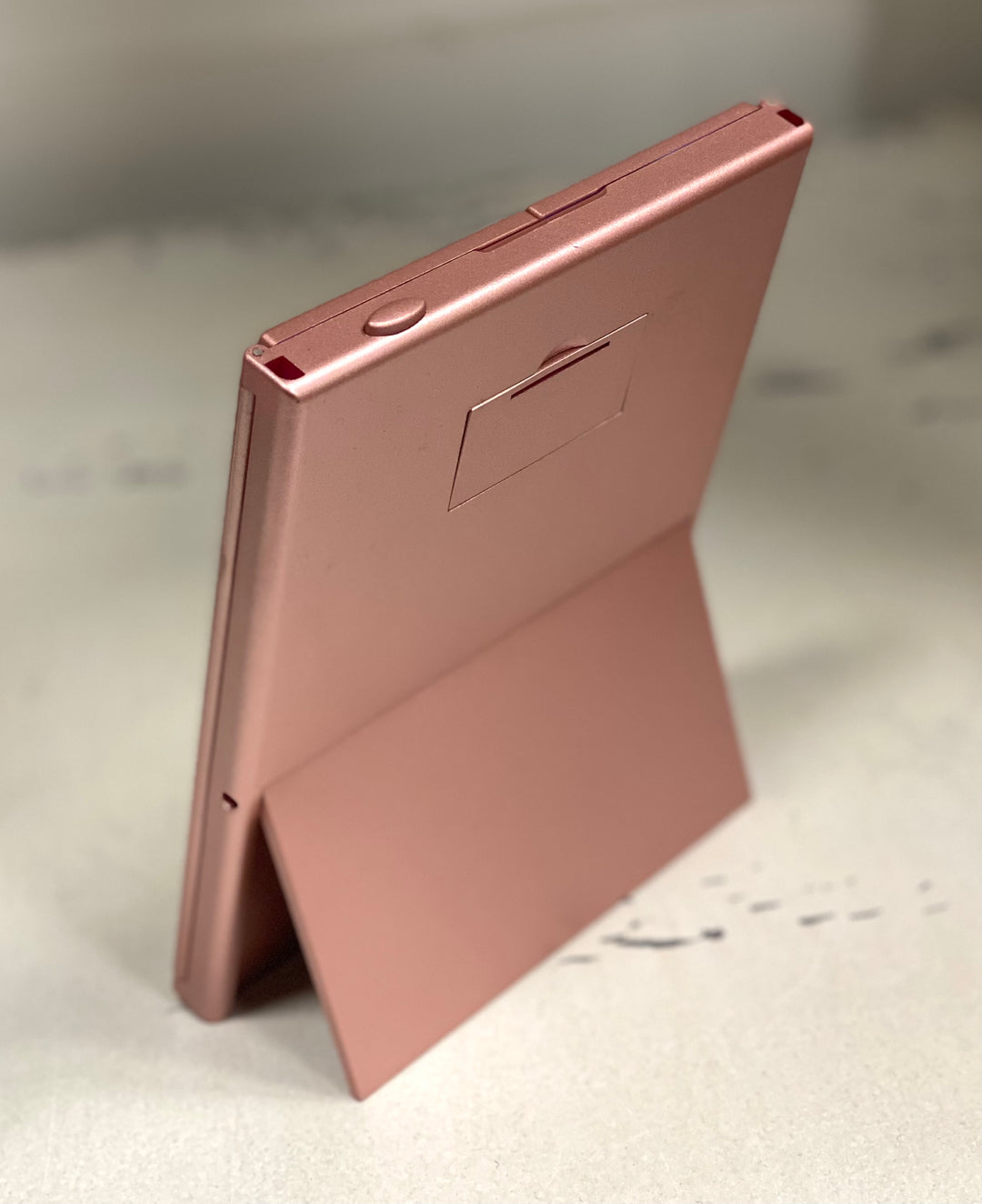 LED Kickstand Mirror