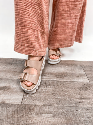 Xyla Platform Sandal